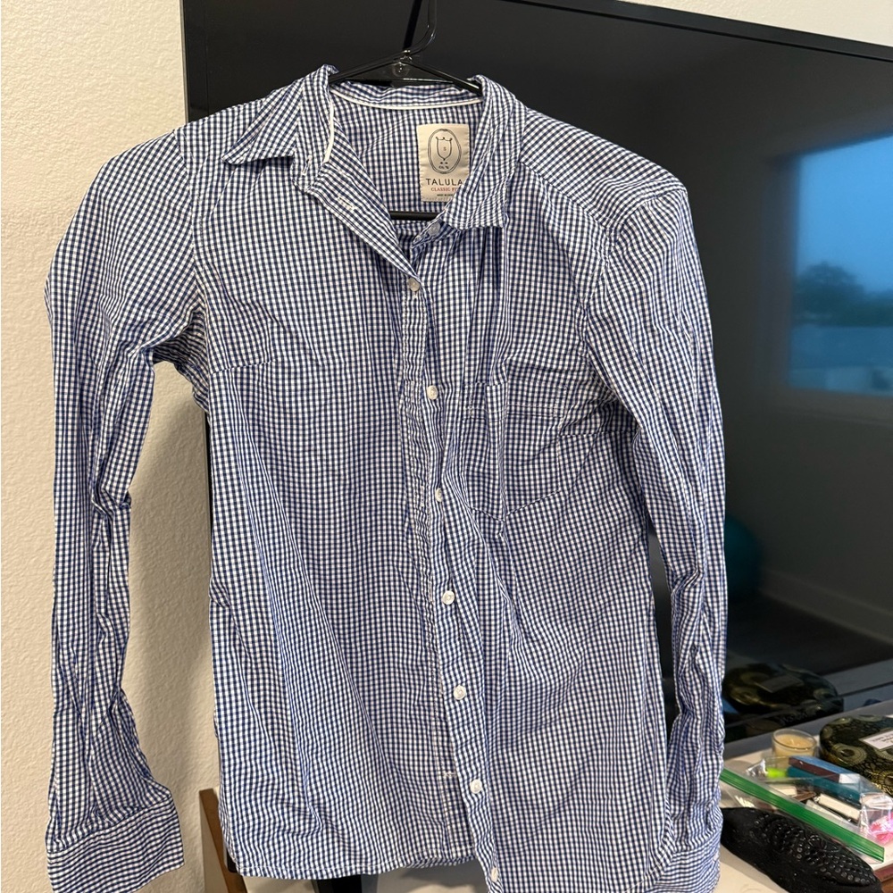 Aritzia women’s Blue Shirt